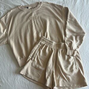 Oner Active Classic Lounge Set Shorts and Crewneck Oatmeal